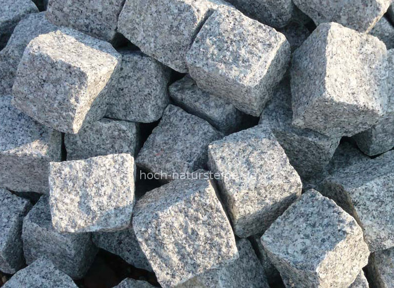 Laban-2 Mittelkorn, Granitpflaster gespalten