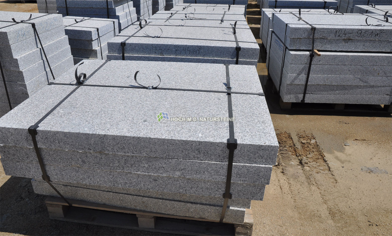 Natursteingranitplatten Laban-2 Oberseite geflammt