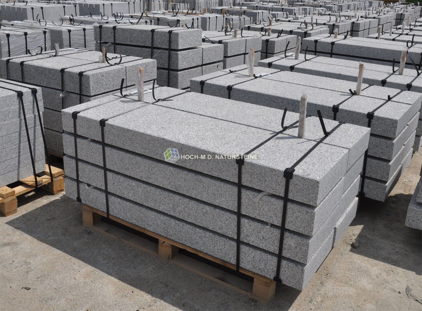 Granitstufen, Blockstufen Laban