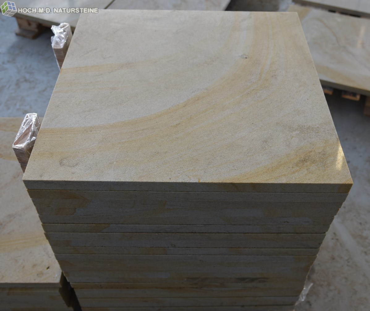 Gelbe Sandsteinplatten