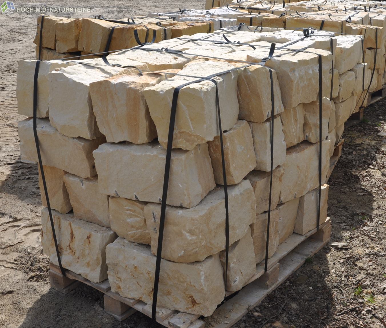 Sandsteinmauersteine Romus - alle Seiten gespalten