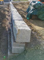 Laban-2 Mauersteine alle Seiten gespalten