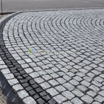 Laban-2 und Nordit Granitpflaster noch nicht verfugt